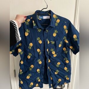 Old Navy Navy Short-Sleeve Button-Up with Yellow Pineapple Print